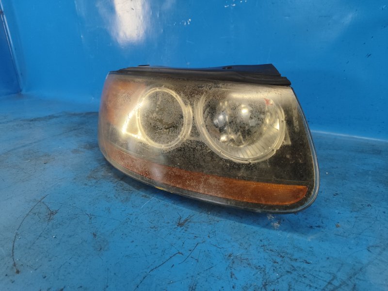 Headlight HYUNDAI SANTA FE (CM) 05-12 Right.