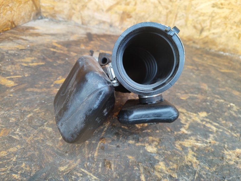 Air filter pipe SUZUKI KIZASHI 09-14 2011