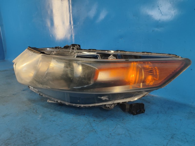 Headlight HONDA ACCORD CU8 / TSX 08-14 2009 Left.