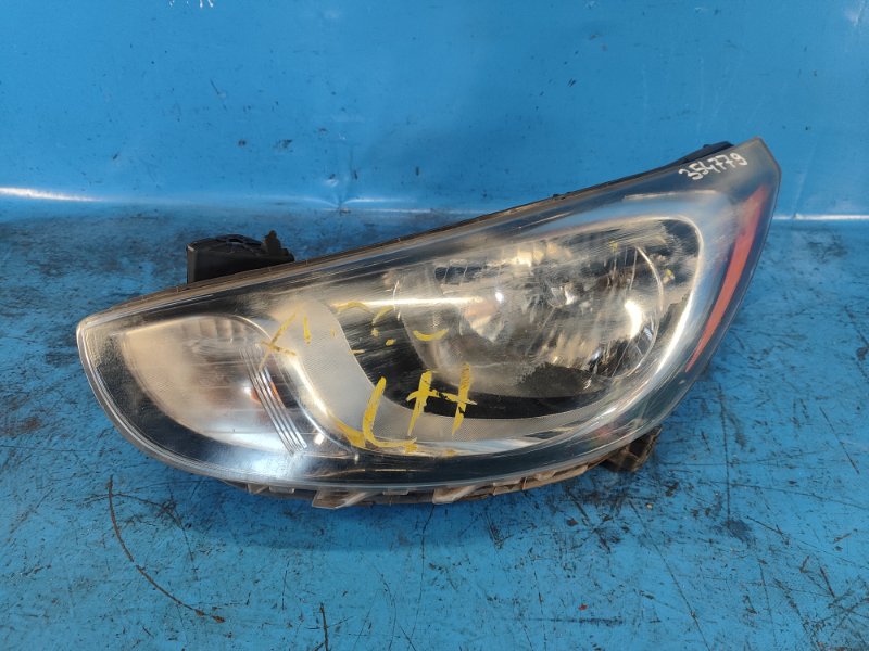 Headlight HYUNDAI ACCENT RB 10- Left.