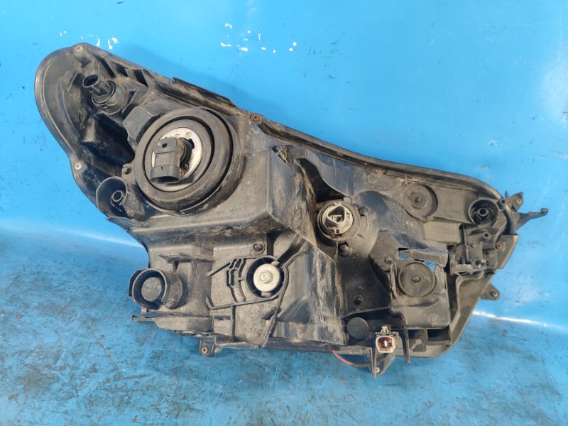 Headlight TOYOTA RAV4 13-19 Left.