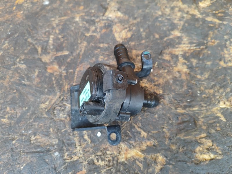 Electric cooling pump for Ford Escape 12-19 2018