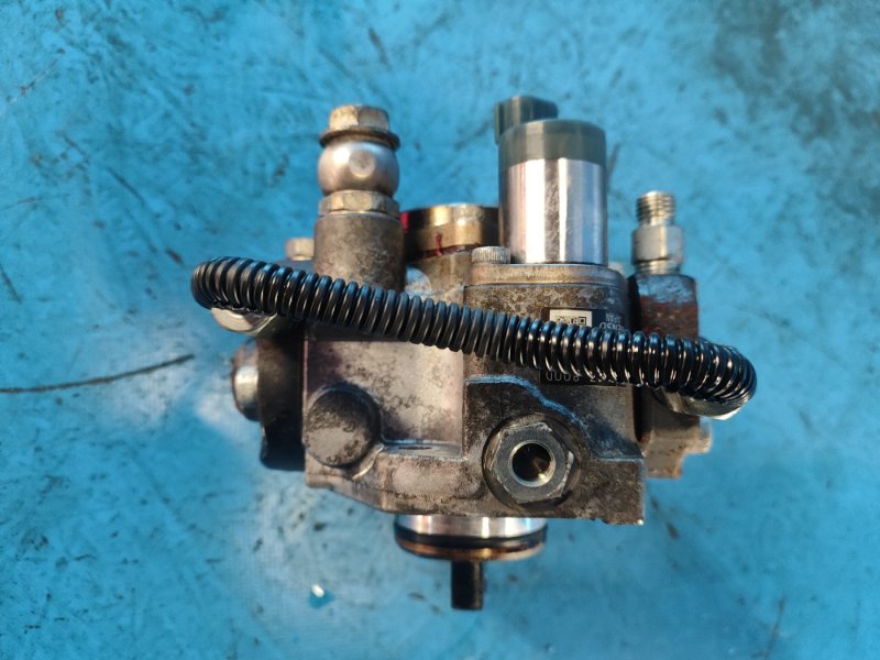 Fuel injection pump (diesel) Mazda CX-5 (KE) 11-17