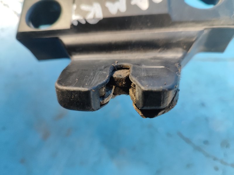 Toyota Camry 40 06-11 trunk lid lock