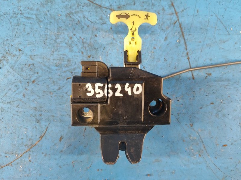 Toyota Camry 40 06-11 trunk lid lock