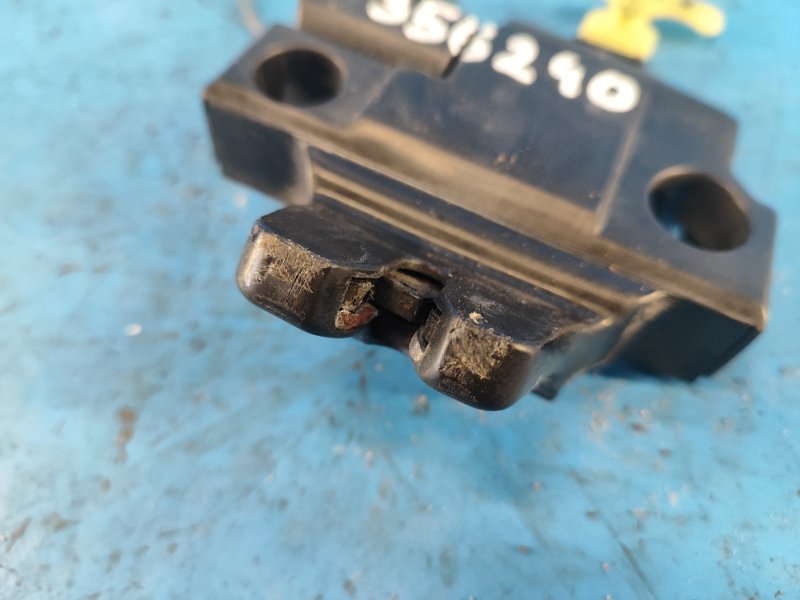 Toyota Camry 40 06-11 trunk lid lock