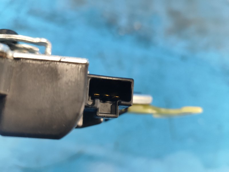 Toyota Camry 40 06-11 trunk lid lock