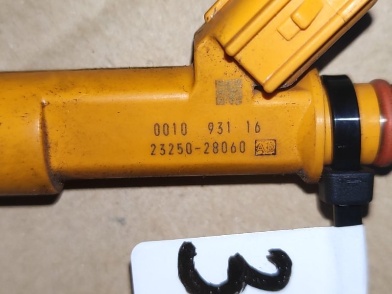 Fuel injector Lexus HS250H (ANF10) 09-12 2009