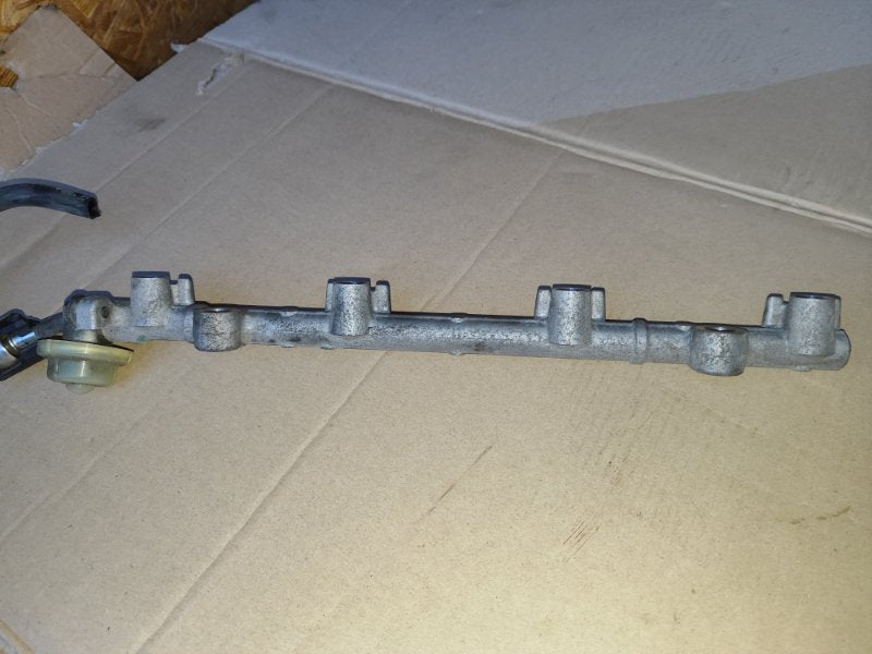 Fuel Rail Lexus HS250H (ANF10) 09-12 2009
