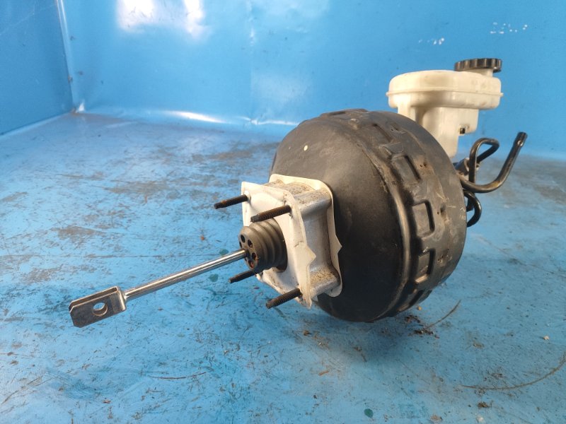Vacuum brake booster for Ford Explorer 10-20