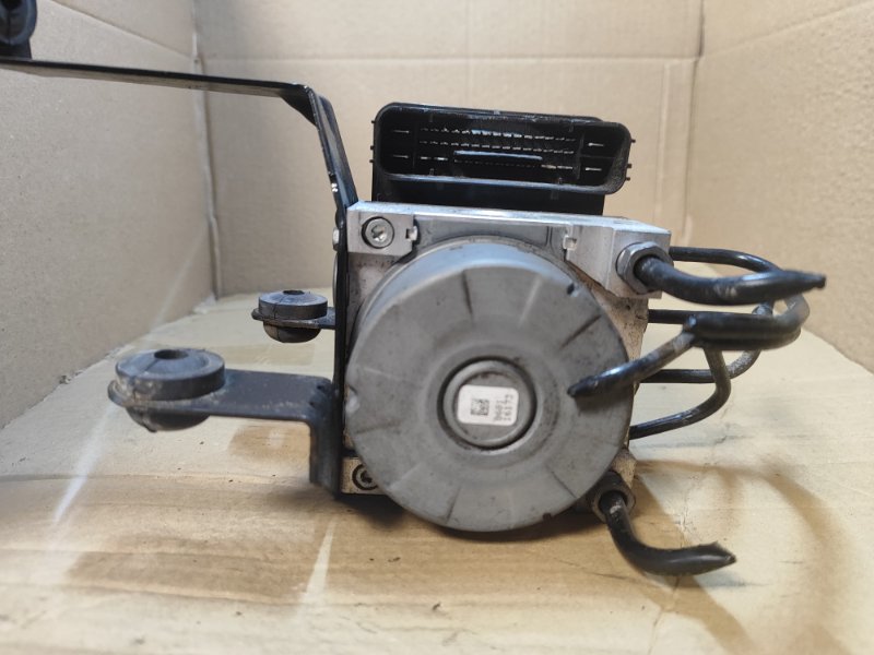 ABS unit Ford Escape 12-19 2018