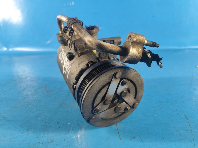 Air conditioning compressor for Ford Focus 2013 10-18
