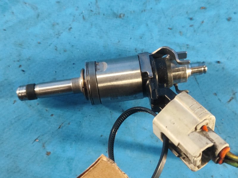 Fuel injector for Ford Focus 10-18 2013