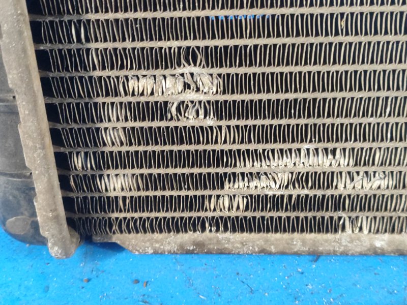 Main radiator for Toyota Tacoma 05-15 2015
