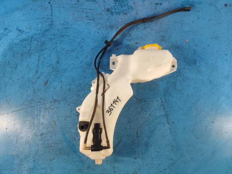 2016 Dodge Journey Windshield Washer Reservoir