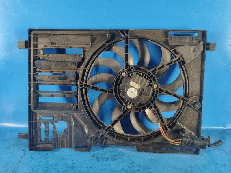 Main radiator fan diffuser for Ford Escape 12-19