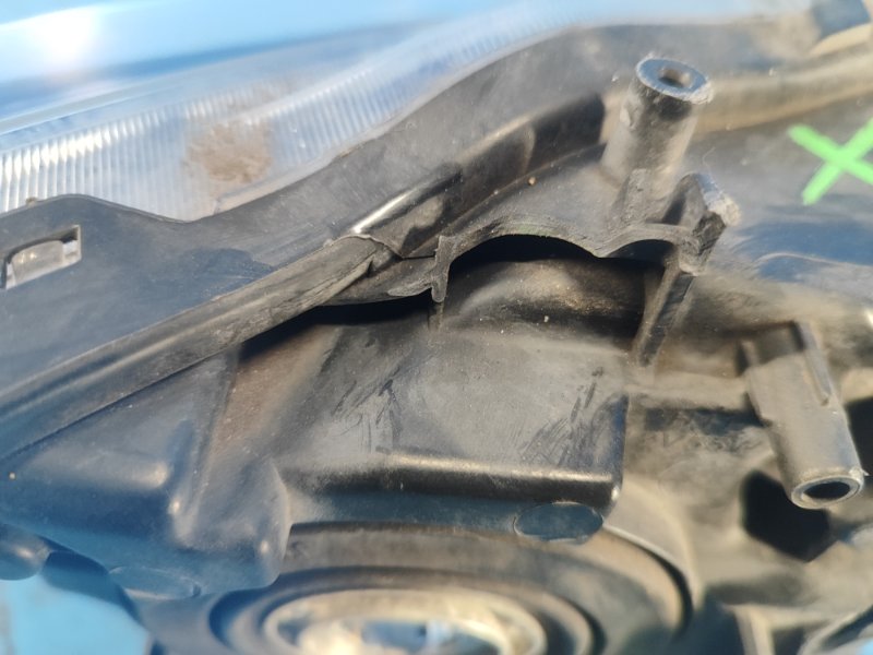 Headlight NISSAN X-TRAIL/ROGUE T32 13-20 Lev.