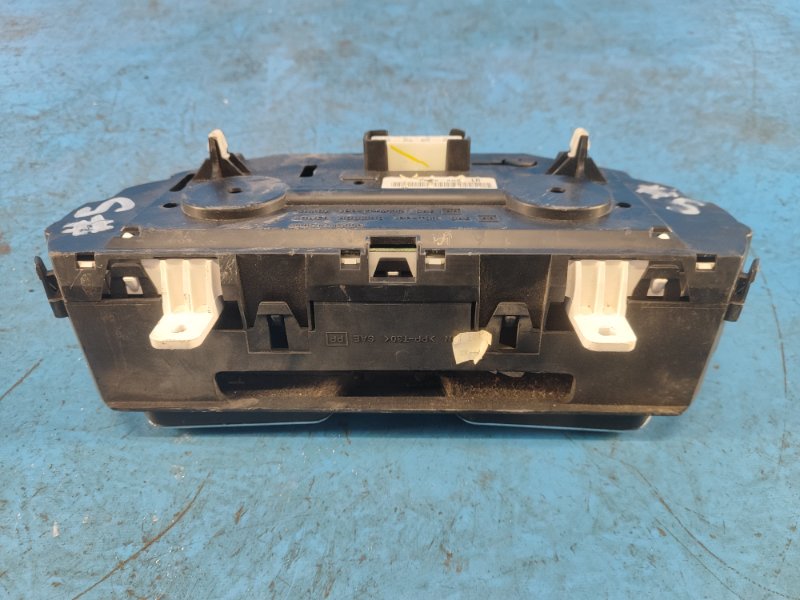 Nissan Versa B17 11-19 dashboard