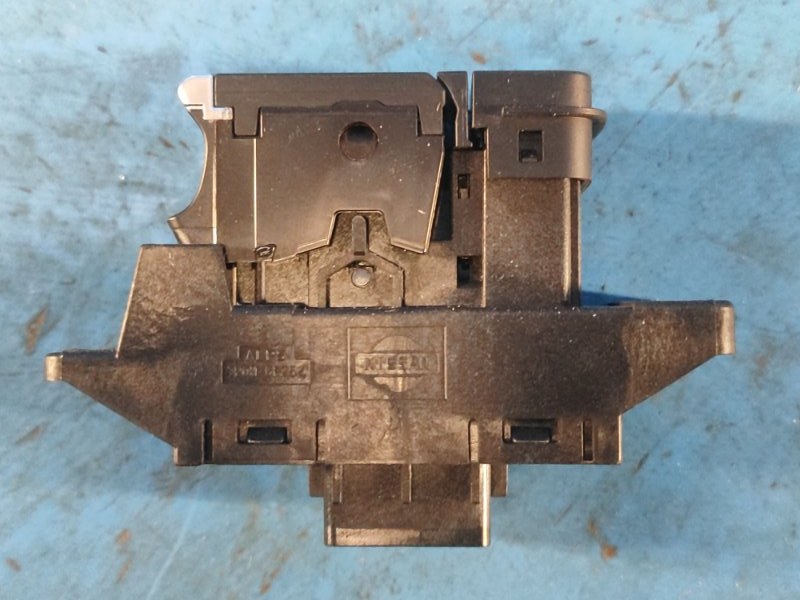 INFINITI QX50 2018-2023 Parking Brake Button