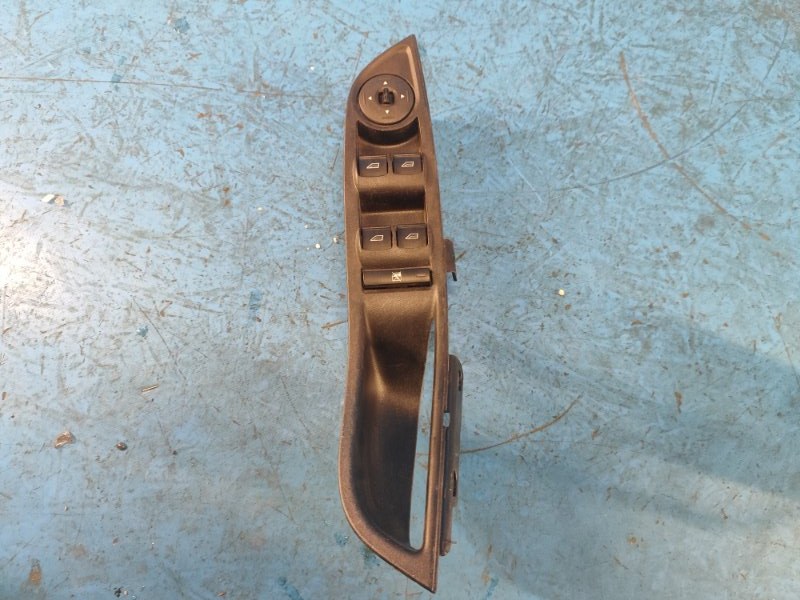 Ford Focus 10-18 power window control unit