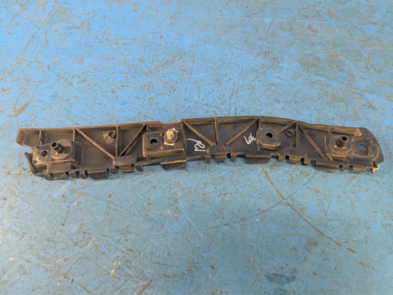 Rear bumper bracket FORD ESCAPE 12-19 Right.