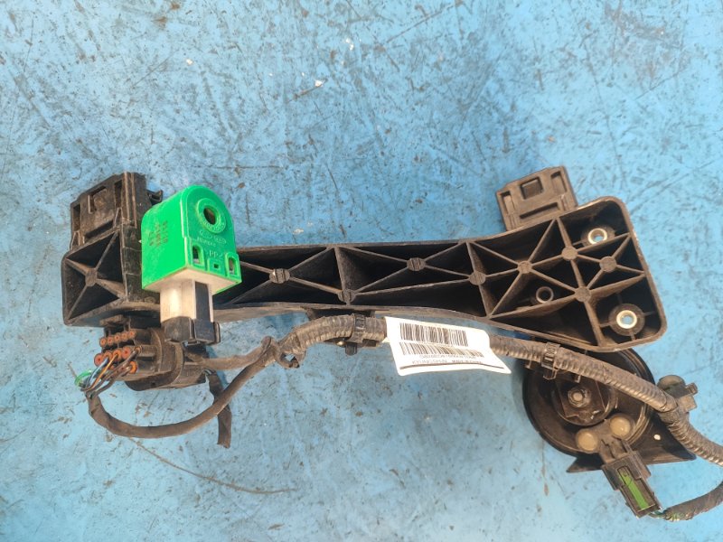 Headlight mounting bracket HYUNDAI ELANTRA AD 16- 2016 Left.