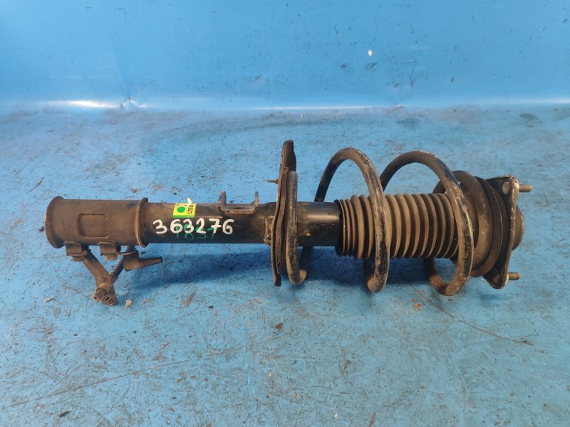 Shock absorber HYUNDAI SONATA YF 10-14 2012 Left. Front.