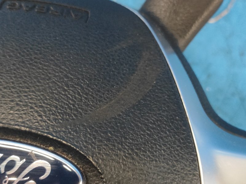 Ford Focus 10-18 steering wheel airbag