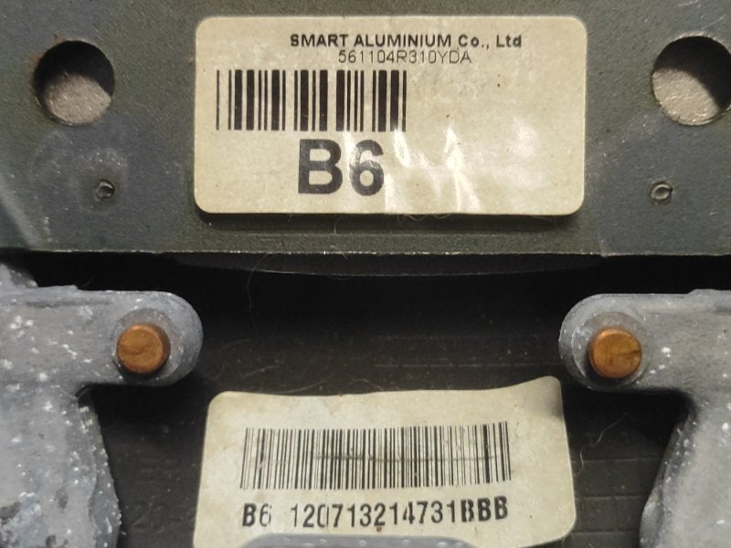 Hyundai Sonata YF 10-14 steering wheel