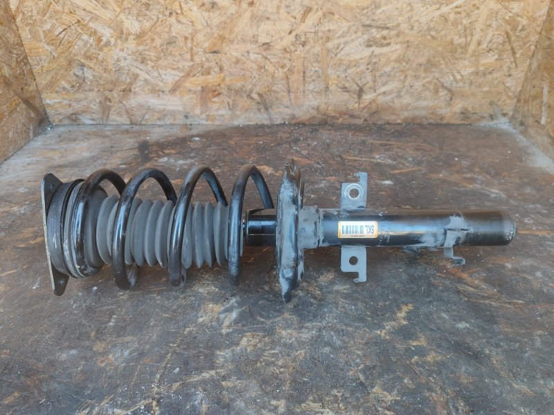 Shock absorber NISSAN X-TRAIL/ROGUE T32 13-20 2016 Left. Front.