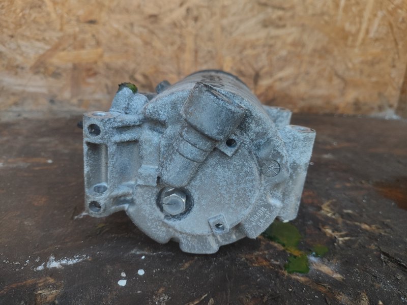 Air conditioning compressor for Ford Focus 10-18