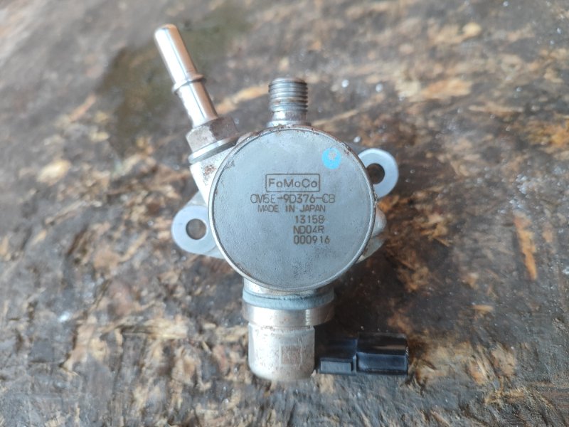 Fuel injection pump (petrol) Ford Focus 10-18