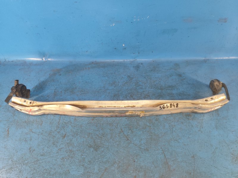 Front bumper reinforcement for AUDI A4 08-15