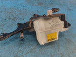 Brake master cylinder reservoir for Toyota Prius - 30 09-17