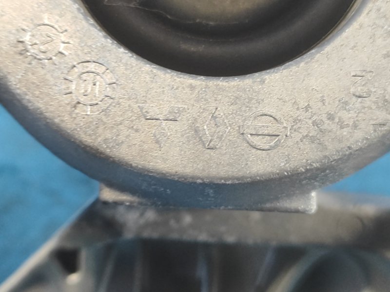 Upper engine mount NISSAN X-TRAIL/ROGUE T33 20- 2021 Right.