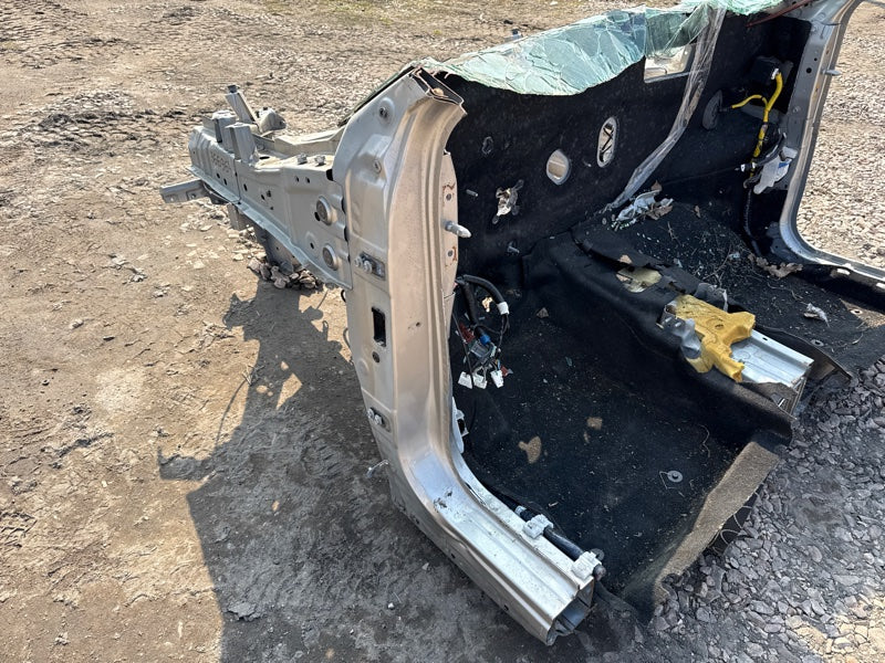 Front quarter body NISSAN X-TRAIL/ROGUE T33 20- 2021 Left.