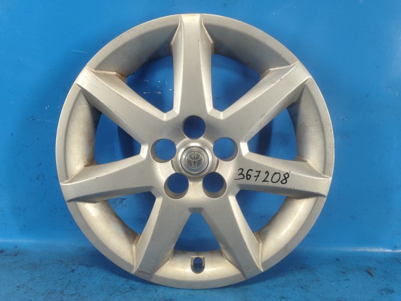 Toyota Prius wheel cap - 20 03-11