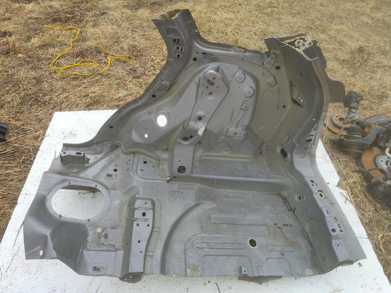 Rear quarter body LAND ROVER EVOQUE 19- Right.