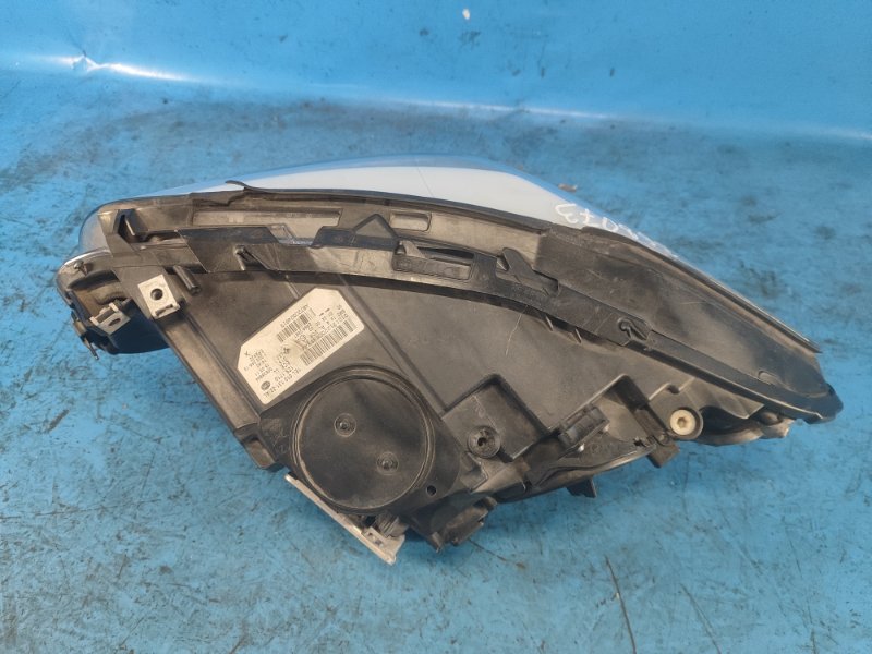 Headlight BMW 5 SERIES (F10) 11-13 Right.