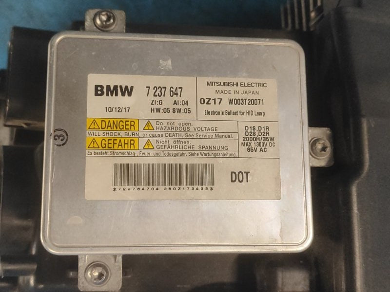Headlight BMW 5 SERIES (F10) 11-13 Right.