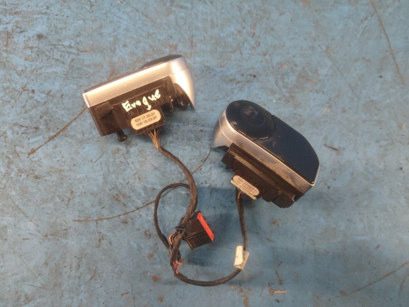 LAND ROVER EVOQUE 19- steering wheel buttons